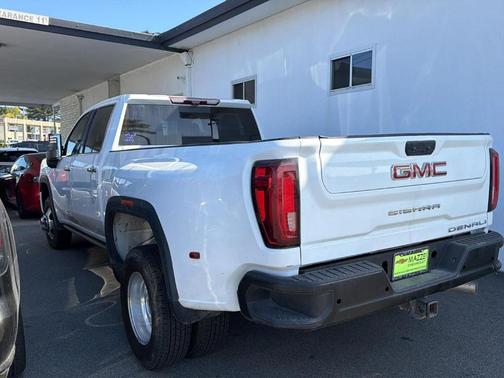Onyx Black 2022 GMC Sierra 3500 Denali