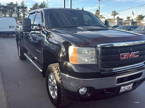 Onyx Black 2011 GMC Sierra 2500 SLT