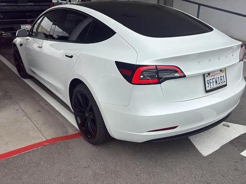 2023 Tesla Model 3 Base