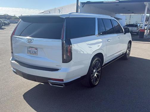 Crystal White Tri-Coat 2022 Cadillac Escalade ESV Premium Luxury Platinum