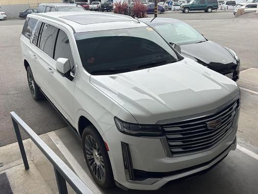 Crystal White Tri-Coat 2022 Cadillac Escalade ESV Premium Luxury Platinum