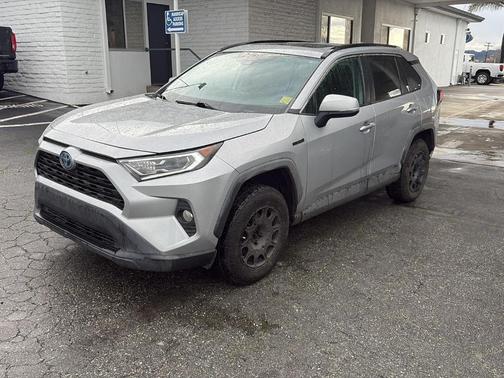 2019 Toyota RAV4 Hybrid XLE