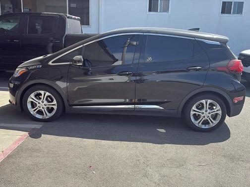 2017 Chevrolet Bolt EV LT