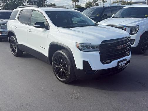 Summit White 2023 GMC Acadia SLE