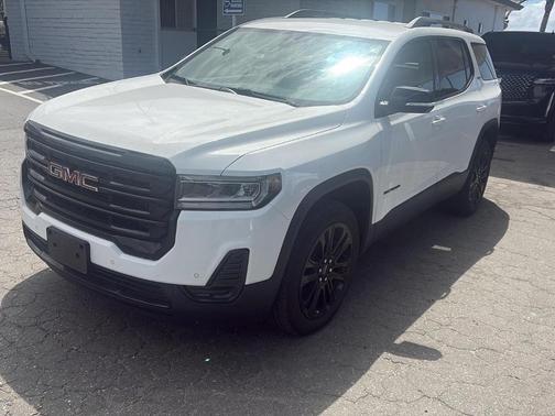 Summit White 2023 GMC Acadia SLE