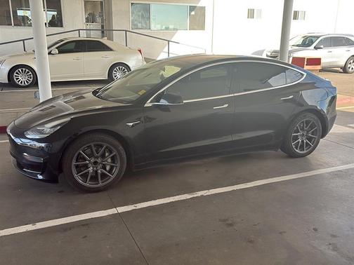 2019 Tesla Model 3 Mid Range
