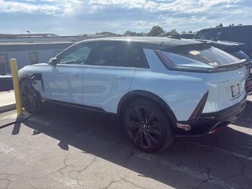 2024 Cadillac LYRIQ Sport