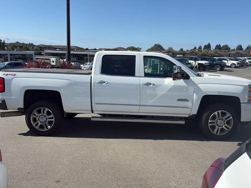 2015 Chevrolet Silverado 2500 High Country
