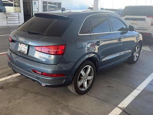 Utopia Blue Metallic 2018 Audi Q3 2.0T Premium Plus