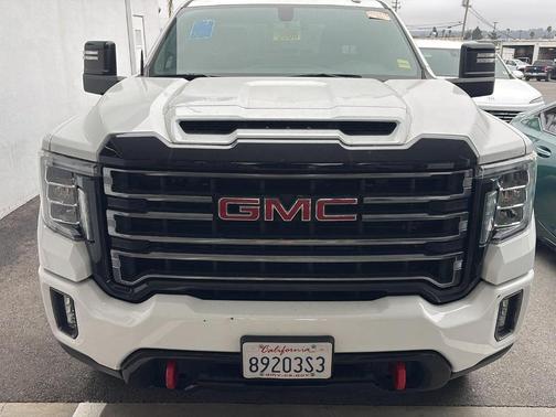 Summit White 2023 GMC Sierra 2500 AT4