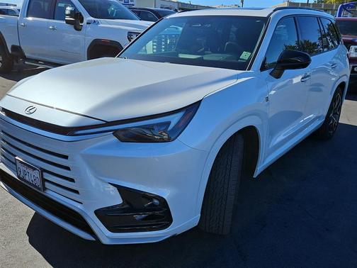 Wind Chill Pearl 2024 Lexus TX 500h Luxury