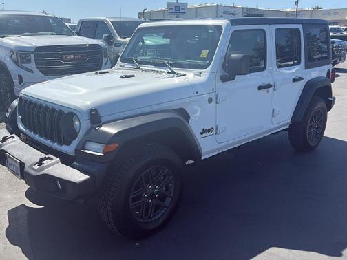Bright White Clearcoat 2025 Jeep Wrangler Sport