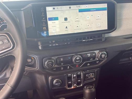 Bright White Clearcoat 2025 Jeep Wrangler Sport