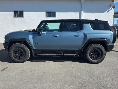 2024 GMC HUMMER EV SUV 3X