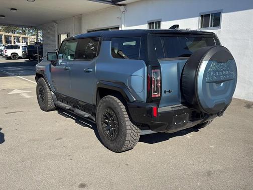 2024 GMC HUMMER EV SUV 3X