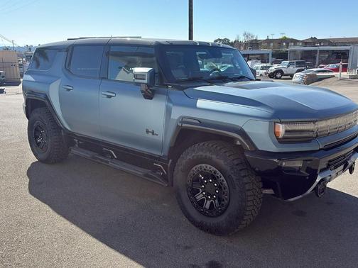 2024 GMC HUMMER EV SUV 3X