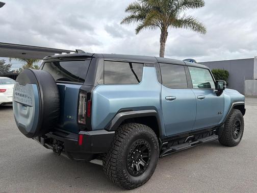 2024 GMC HUMMER EV SUV 3X