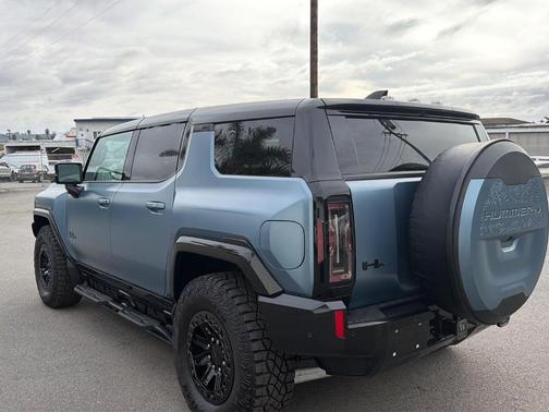 2024 GMC HUMMER EV SUV 3X