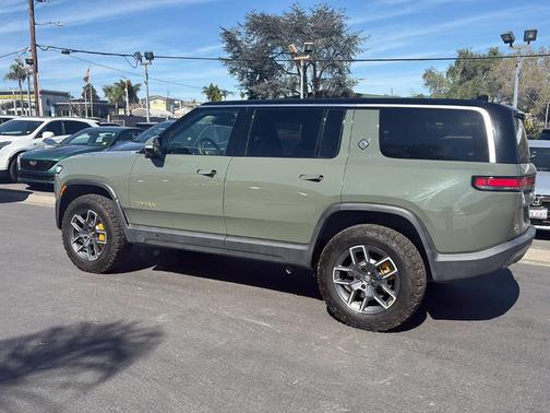 2022 Rivian R1S Launch Edition