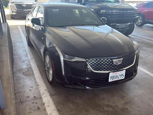 2023 Cadillac CT4 Premium Luxury