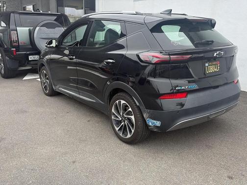 Mosaic Black Metallic 2022 Chevrolet Bolt EUV Premier