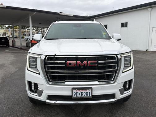 2023 GMC Yukon SLT