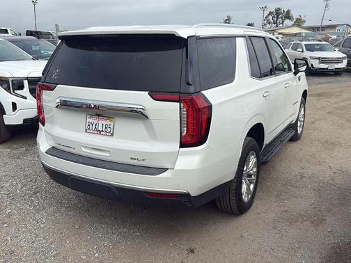 2021 GMC Yukon SLT