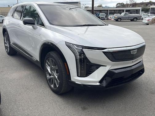 2025 Cadillac OPTIQ Luxury