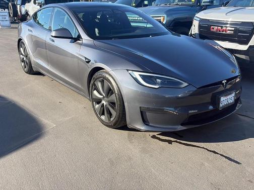 2023 Tesla Model S BASE