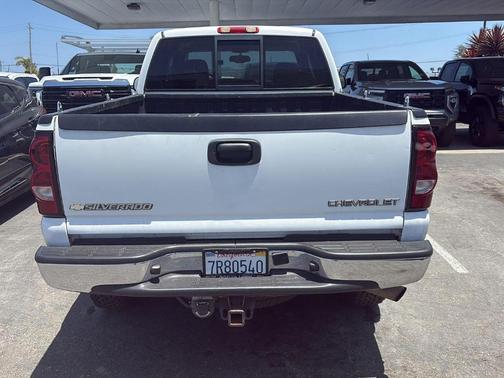 2005 Chevrolet Silverado 2500 LT H/D Extended Cab