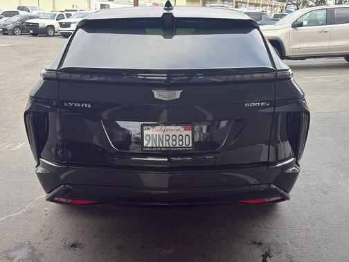 2024 Cadillac LYRIQ Sport