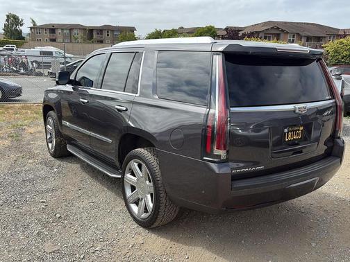 2017 Cadillac Escalade Premium Luxury
