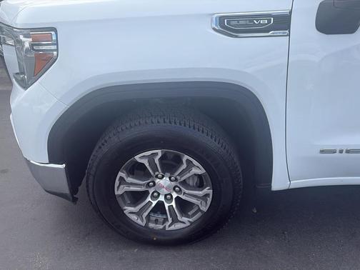 Summit White 2019 GMC Sierra 1500 SLE