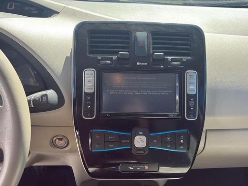 2014 Nissan Leaf SV