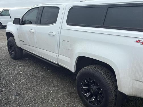 2017 Chevrolet Colorado LT