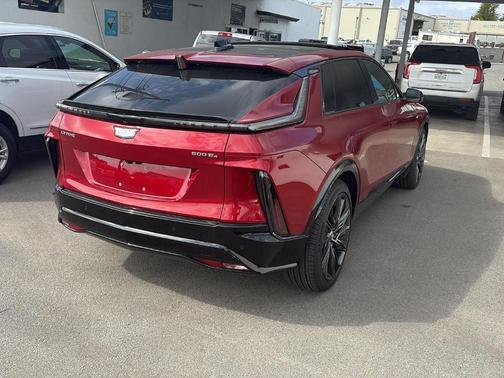 2024 Cadillac LYRIQ Sport