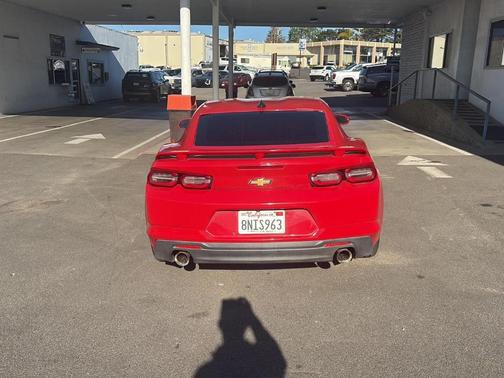 2019 Chevrolet Camaro 1LS