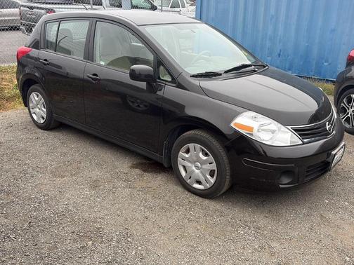 2012 Nissan Versa 1.8 S