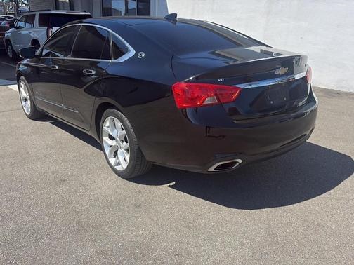 Black 2019 Chevrolet Impala Premier 2LZ