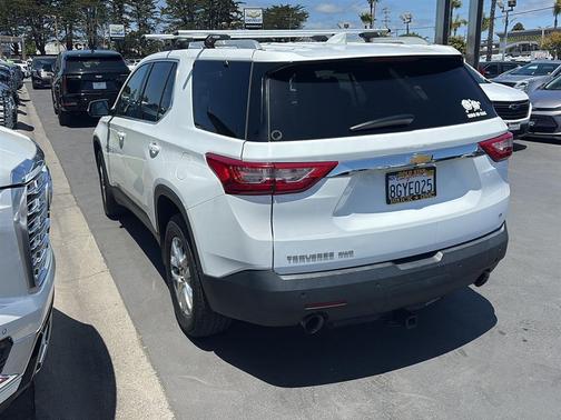 2018 Chevrolet Traverse LT Cloth