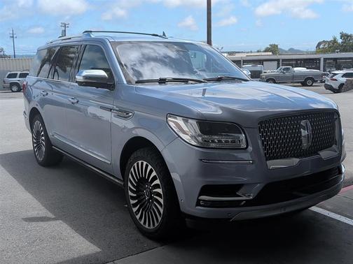 Chroma Crystal Blue 2020 Lincoln Navigator Black Label