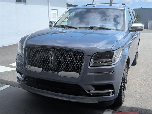 Chroma Crystal Blue 2020 Lincoln Navigator Black Label