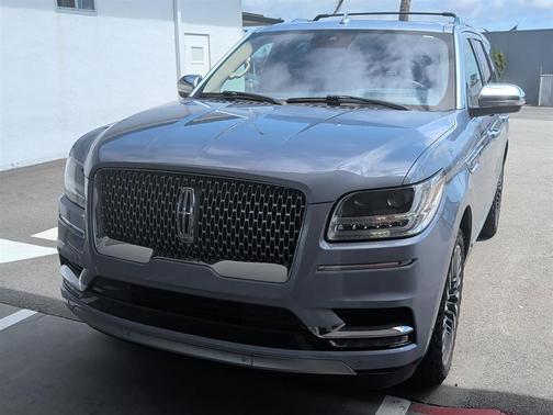 Chroma Crystal Blue 2020 Lincoln Navigator Black Label