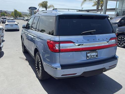 Chroma Crystal Blue 2020 Lincoln Navigator Black Label