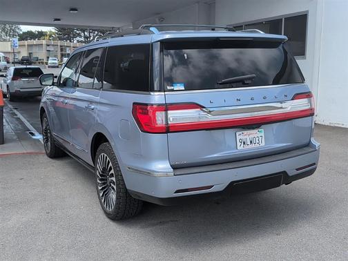 Chroma Crystal Blue 2020 Lincoln Navigator Black Label