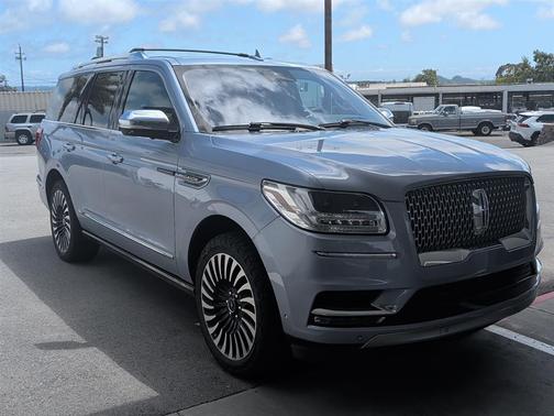 Chroma Crystal Blue 2020 Lincoln Navigator Black Label