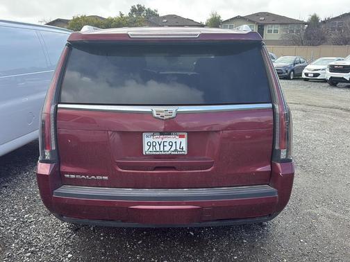 2017 Cadillac Escalade Premium Luxury