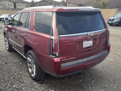 2017 Cadillac Escalade Premium Luxury