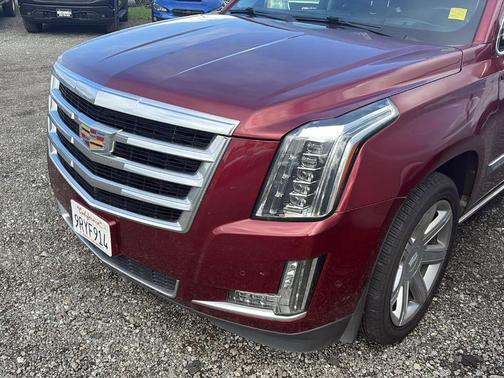 2017 Cadillac Escalade Premium Luxury