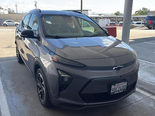 Gray Ghost Metallic 2022 Chevrolet Bolt EUV Premier